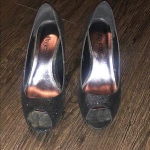 Black glittery heels